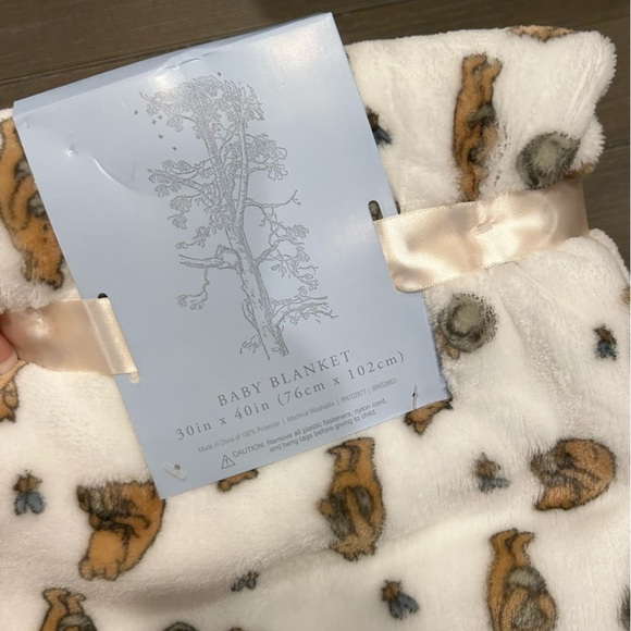 Winnie the Pooh Baby Blanket - Picture 4 of 6